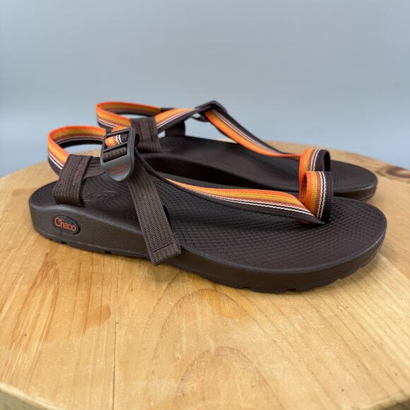 Chaco Bodhi Men's Size 10 Sandals Brown Toe Loop Strappy Buckle Adjustable Beach
